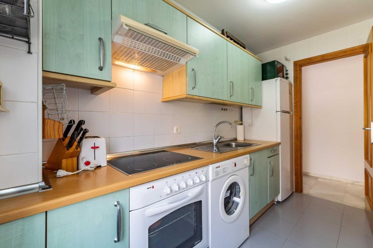 Fuengirola Los Boliches Paseo Maritimo Rey De Espana Esquina Lope De Vega 1 Dormitorio Mas Sofa Cama Salon Mas Cama Supletoria Екстериор снимка